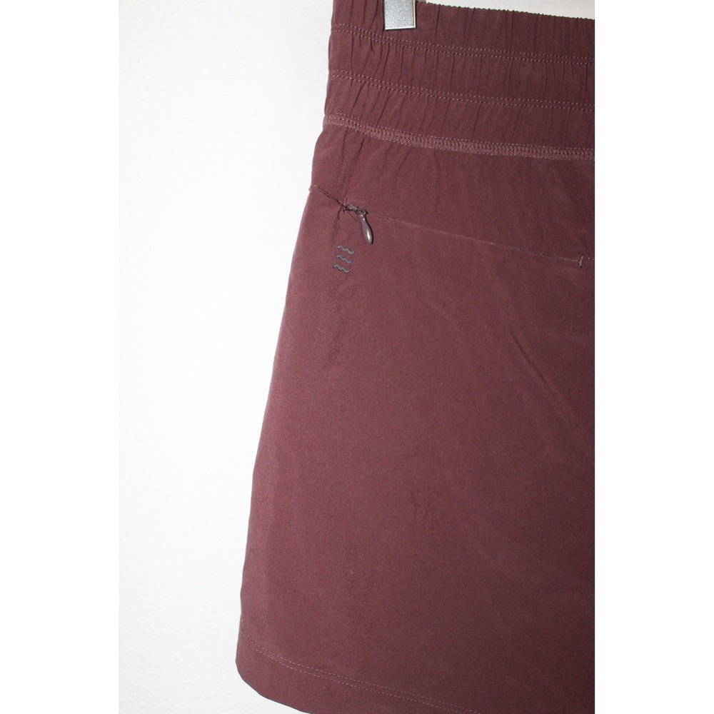 Free Fly Women's Pull On Athletic Shorts Mahogany Plum Size L Smocked Waist Rust - Picture 4 of 9